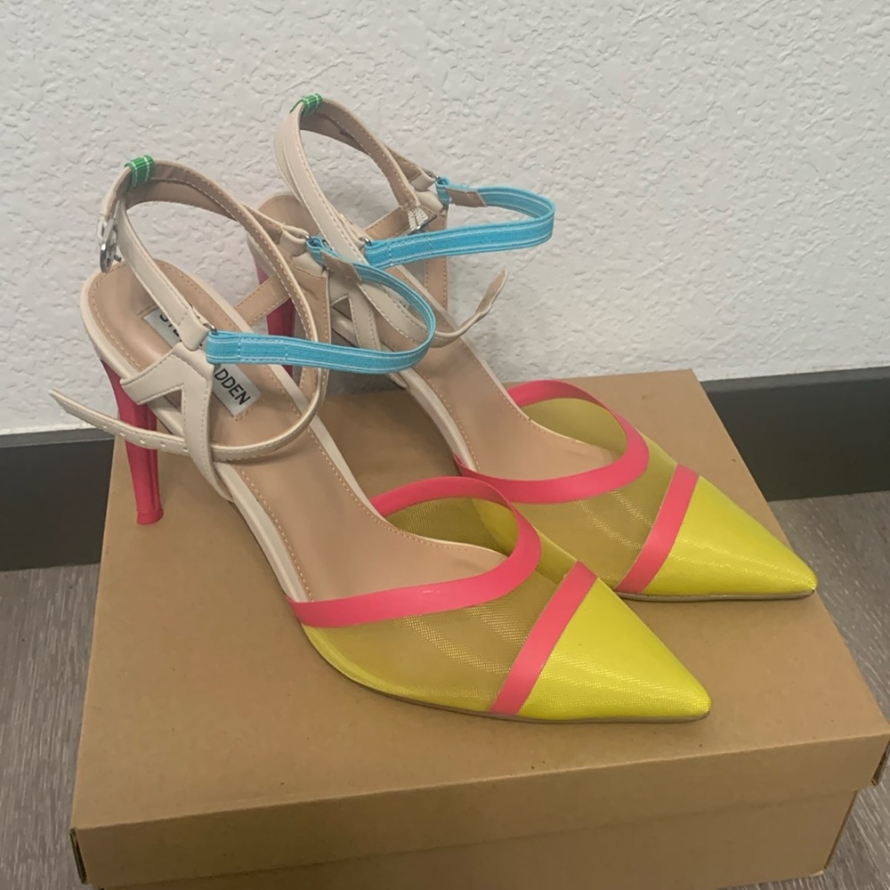Steven Madden Yellow Multi Colored Heels Size 11
